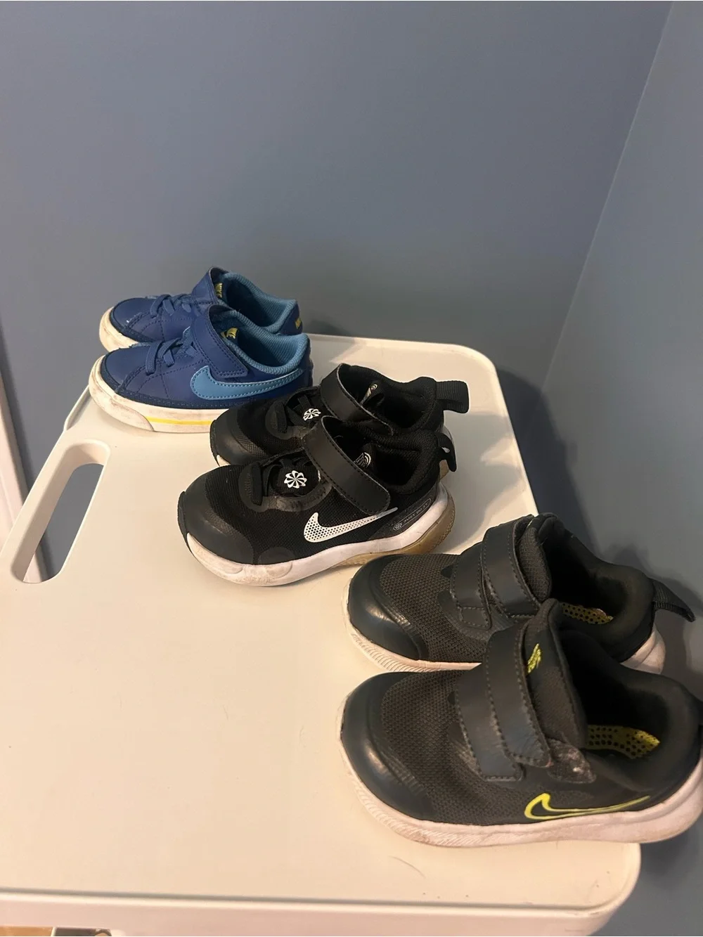 Size 6 toddler Nike Sneaker bundle